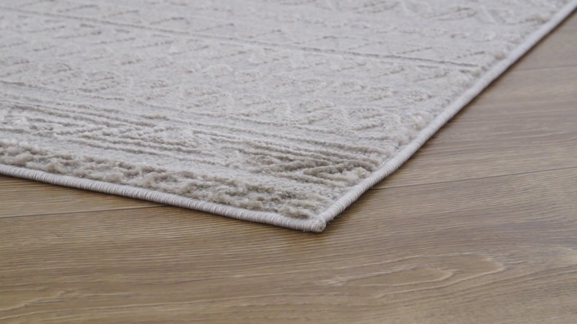 Cascades Yamsay Beige Rug